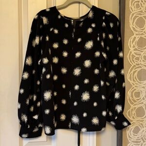 Who What Wear Blouse Size Medium  in Black